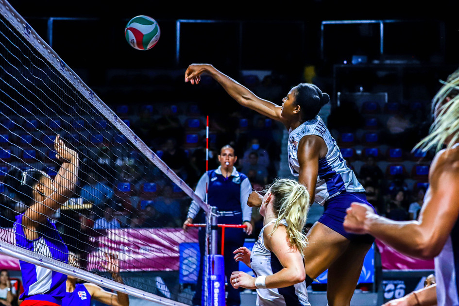 Rise Sign Former Florida Four-Time All-American Rhamat Alhassan - Major ...