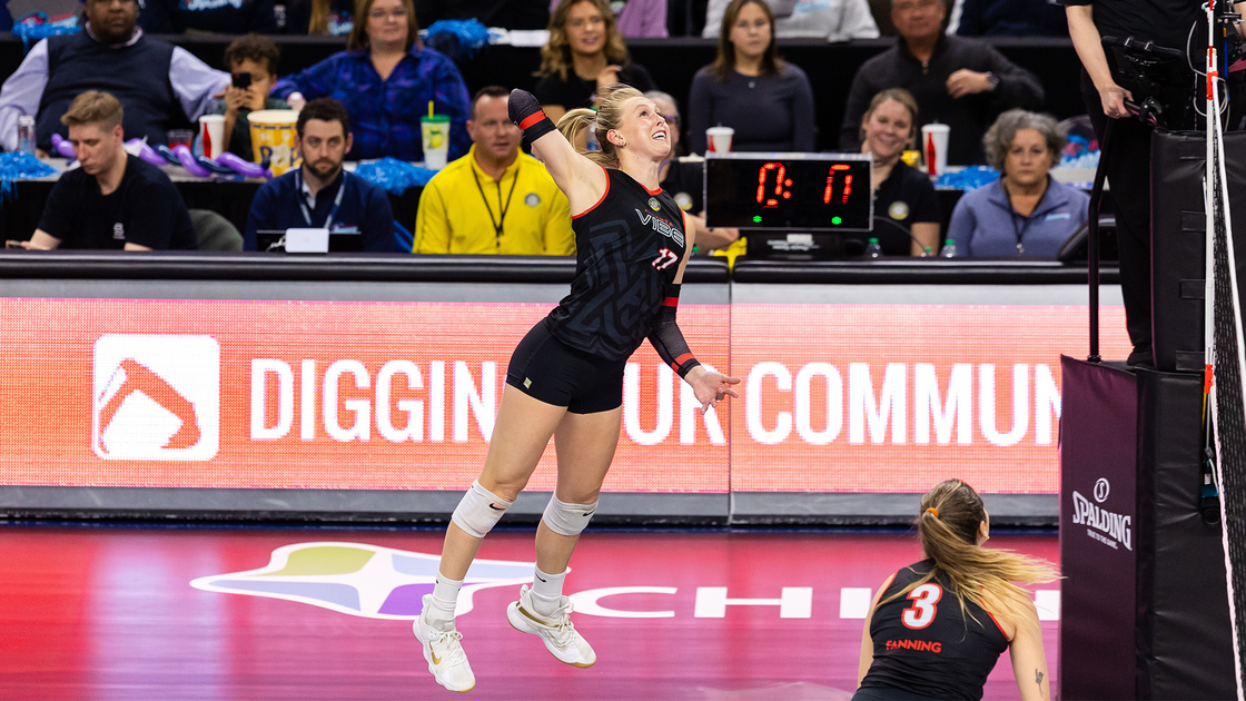 Linnehan Earns First Pro Volleyball Federation Weekly Honor Pro